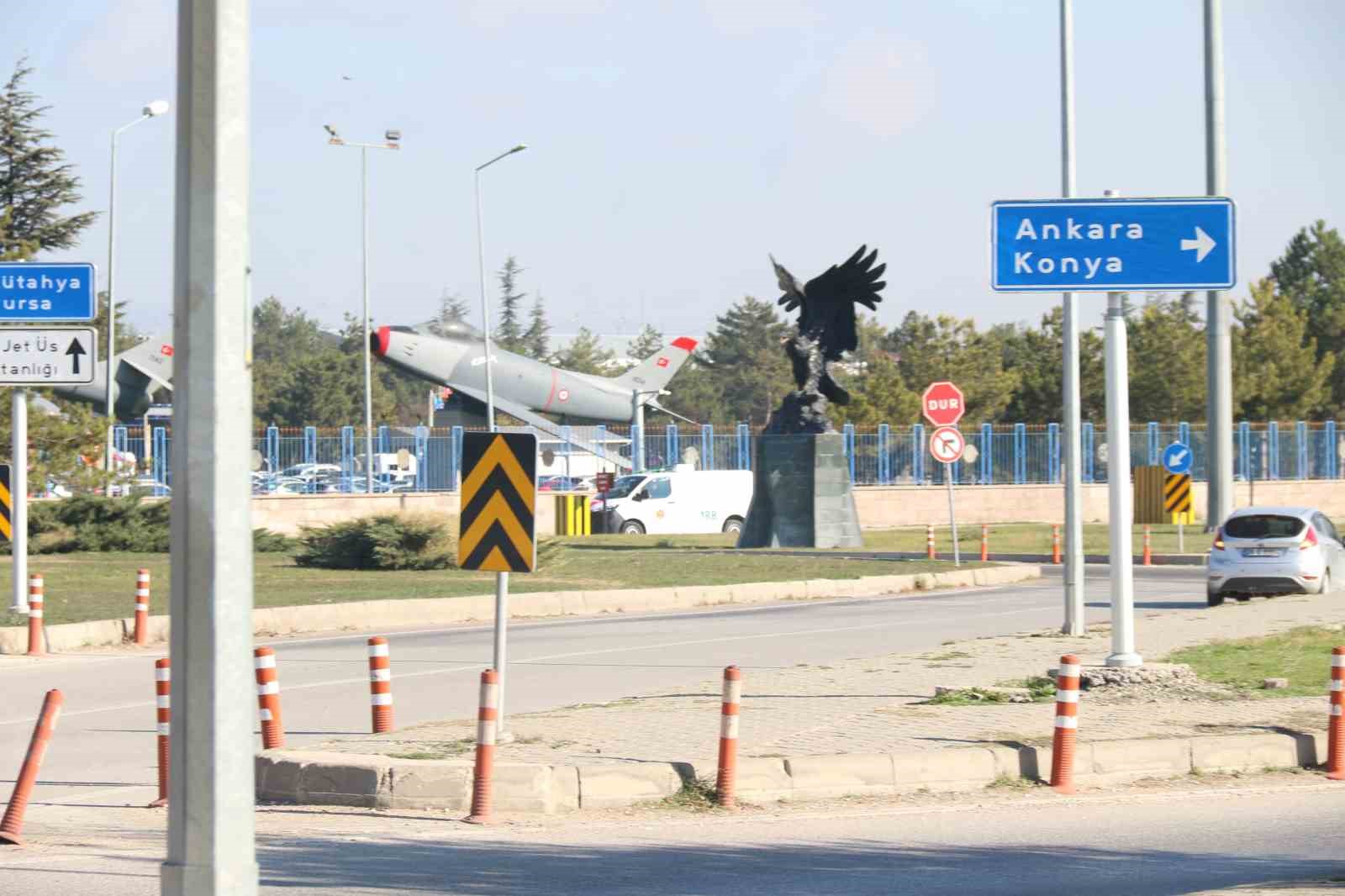 iki-hava-sehidi-ucakla-eskisehire-getirildi