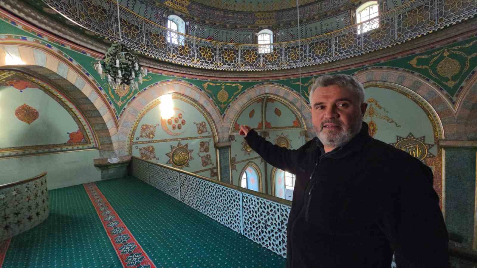 kutahyanin-saheseri-yesil-camii