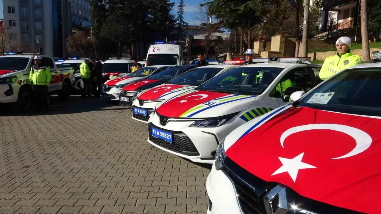 bilecikte-emniyet-ve-jandarmanin-arac-filosu-guclendi-67-arac-hizmette-alindi