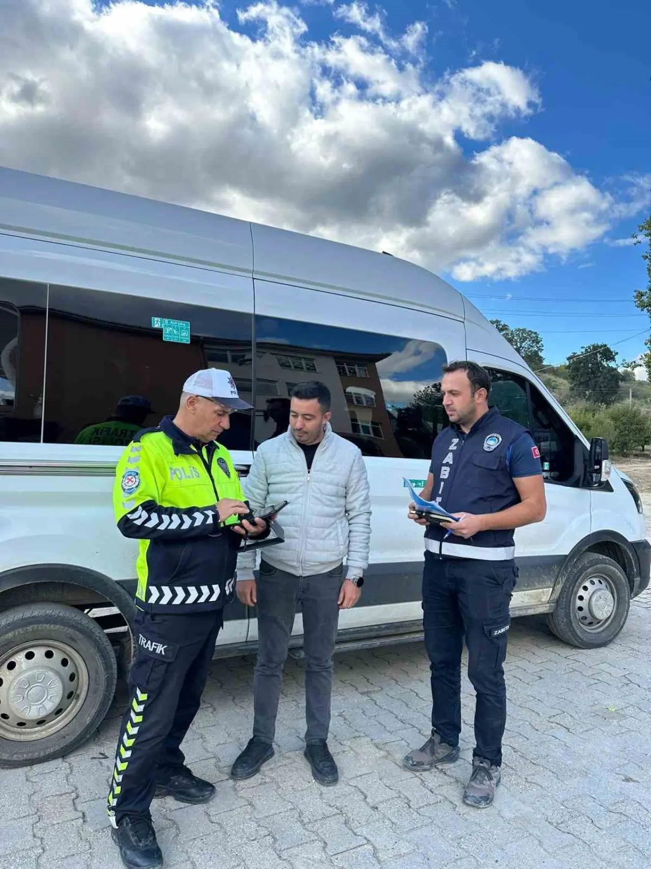 okul-servislerine-ortak-denetim