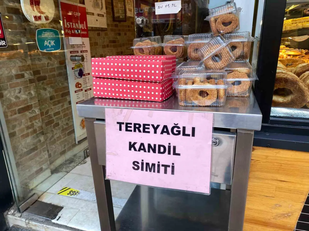 kandil-simitleri-tezgahlarda-yerini-aldi