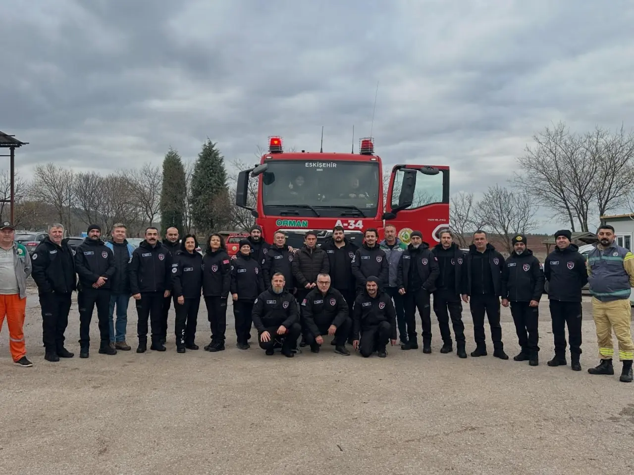 orman-yanginlariyla-mucadelede-gonullu-oldular