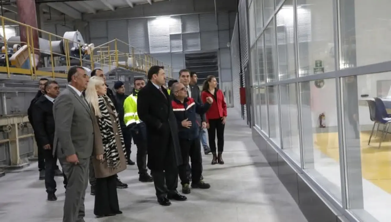 vali-musa-isin-altintas-zafer-osbde-incelemelerde-bulundu