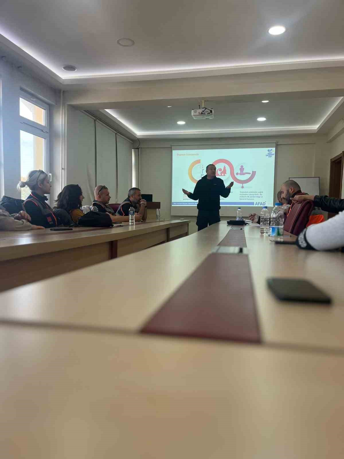 afad-gonullu-egitimleri-suruyor