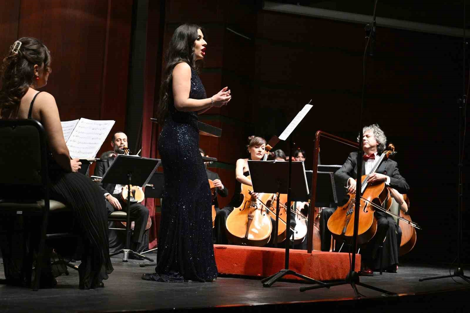 anadolu-universitesi-senfoni-orkestrasindan-yeni-yil-konseri