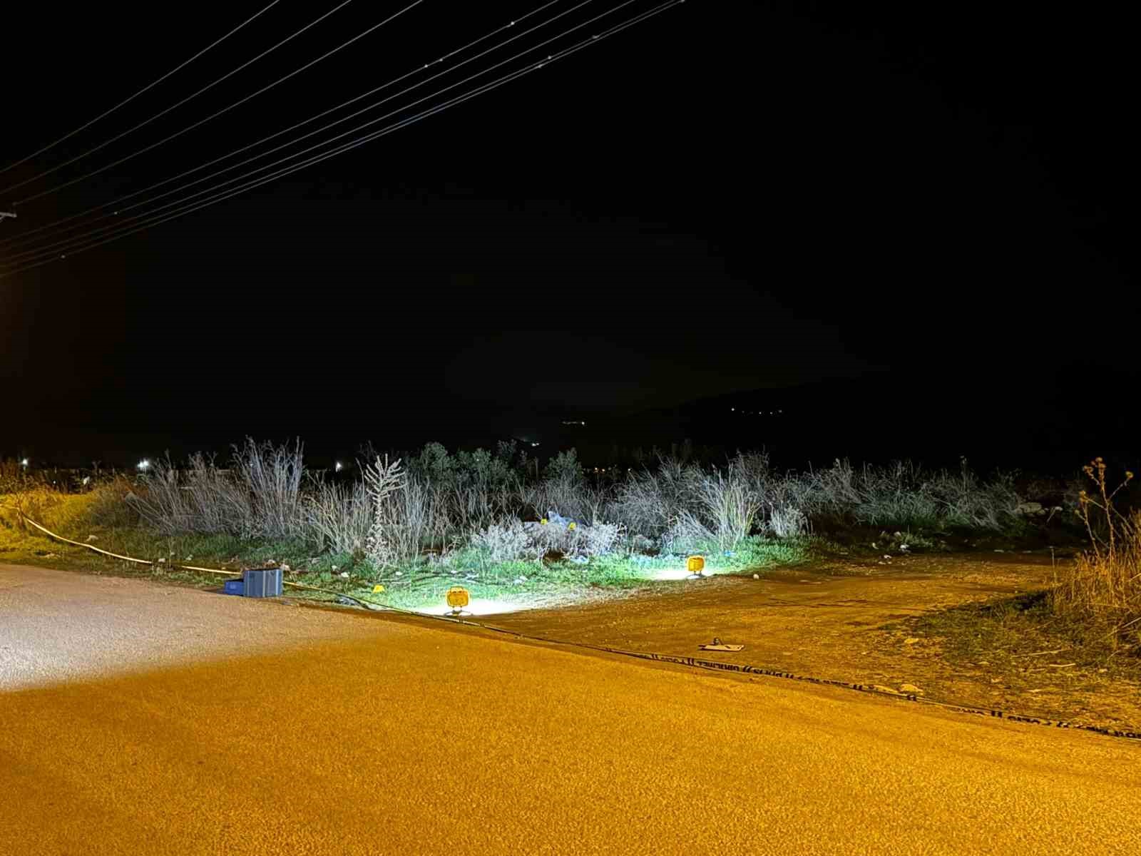 bilecikte-bir-kisi-yol-kenarinda-olu-bulundu