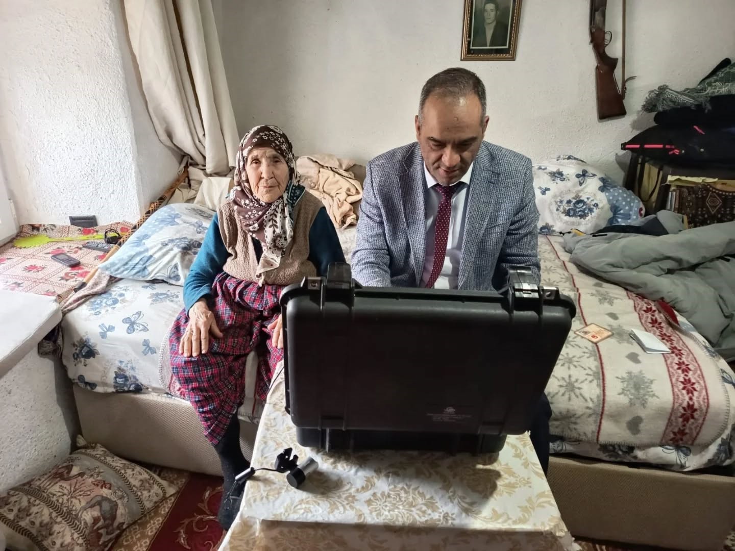 bilecikte-kamu-hizmeti-buyuklerin-ayagina-gitti