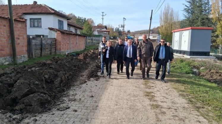 bilecikte-muratdere-koyu-icmesuyu-hatti-incelendi