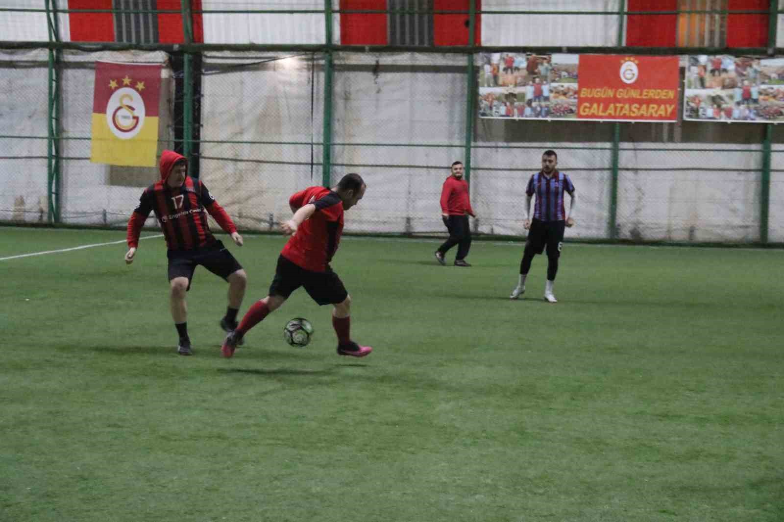 bu-macta-pas-isaret-dili-ile-isteniyor-gol-sesi-cikmiyor