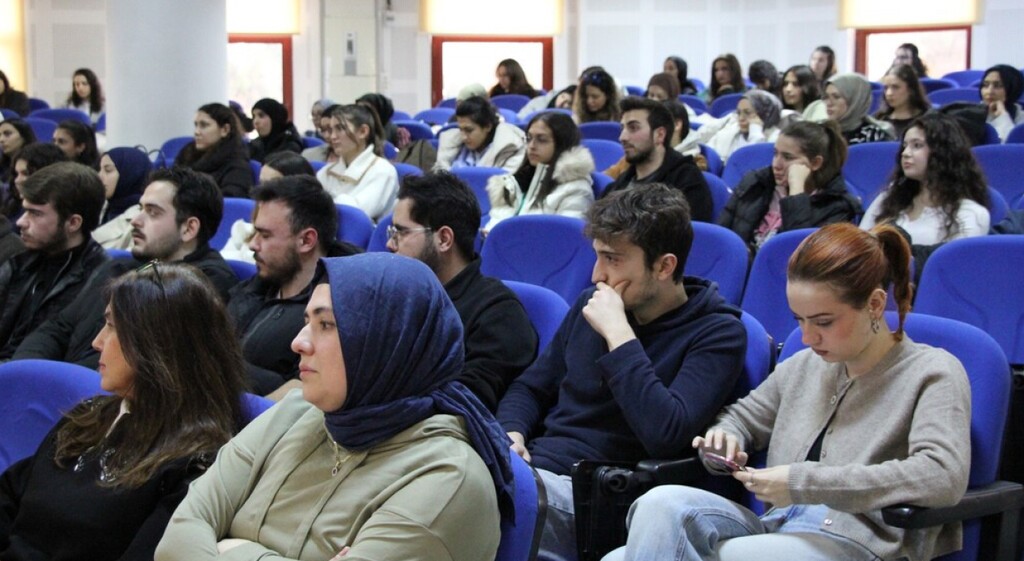 dpude-sanal-riskler-ve-akran-zorbaligi-ile-mucadele-ele-alindi