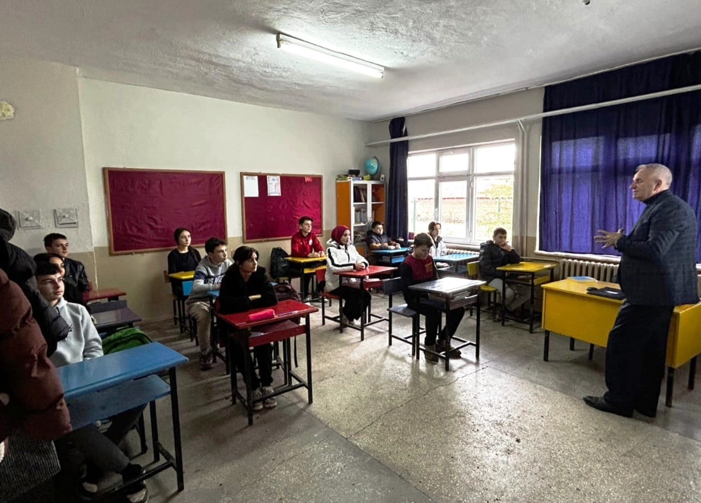 emet-orencik-ilkokulunda-sifir-atik-egitimi-verildi