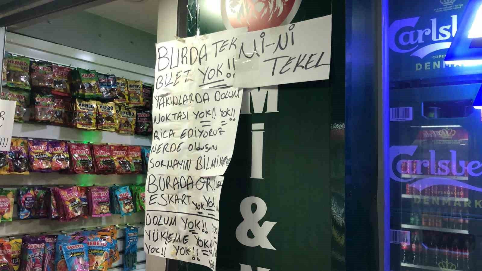 eskart-sorularindan-bunalan-market-sahibi-isyerine-astigi-notla-gundem-oldu