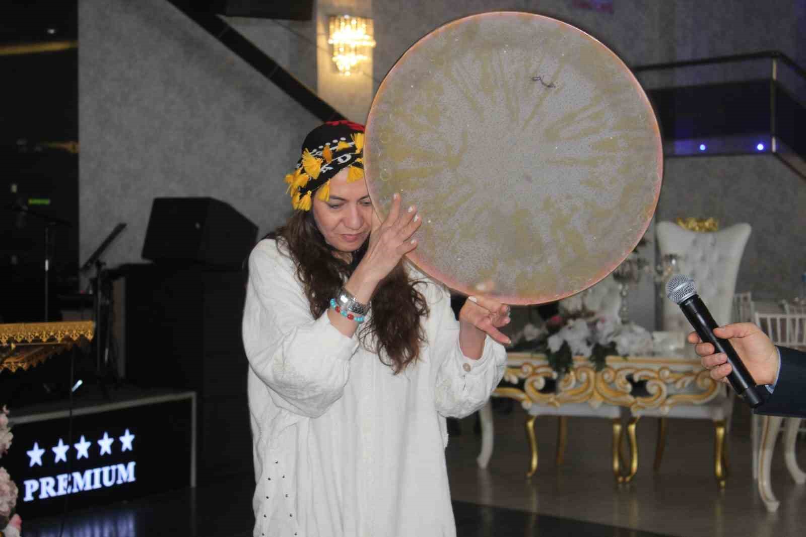 eskisehirde-55-ulkeden-ogrenci-kahvalti-programinda-bulustu