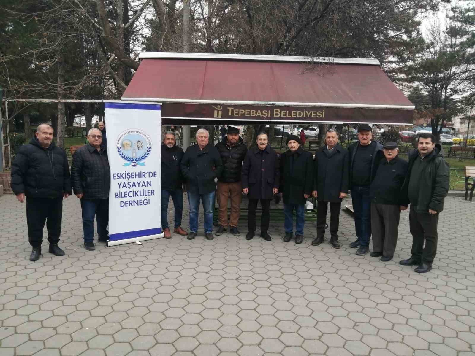 eskisehirde-yasayan-bilecikliler-sehitler-icin-dua-etti