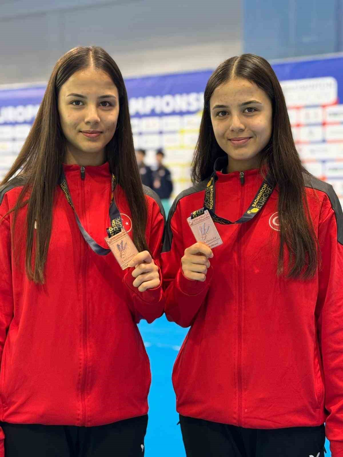 eskisehirli-milli-sporcu-ikizlerden-avrupada-onemli-basari