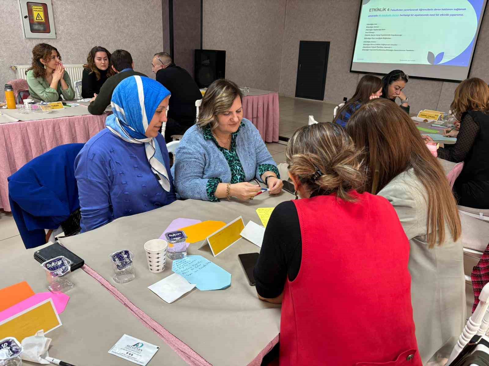 felsefe-ve-dusunce-akademisi-atolyesi-gerceklestirildi