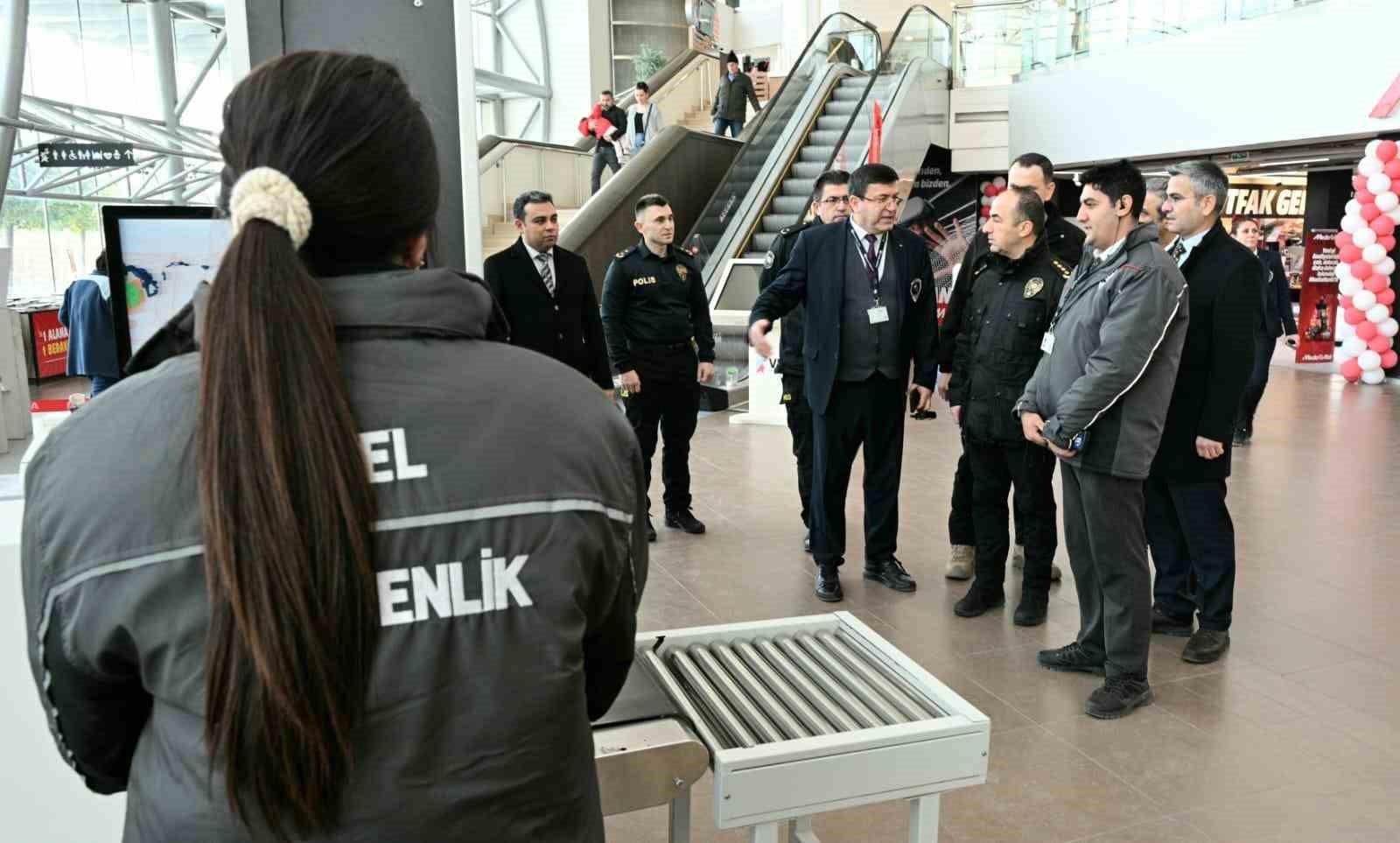 il-emniyet-muduru-yilmaz-yilbasi-tedbirlerini-denetledi