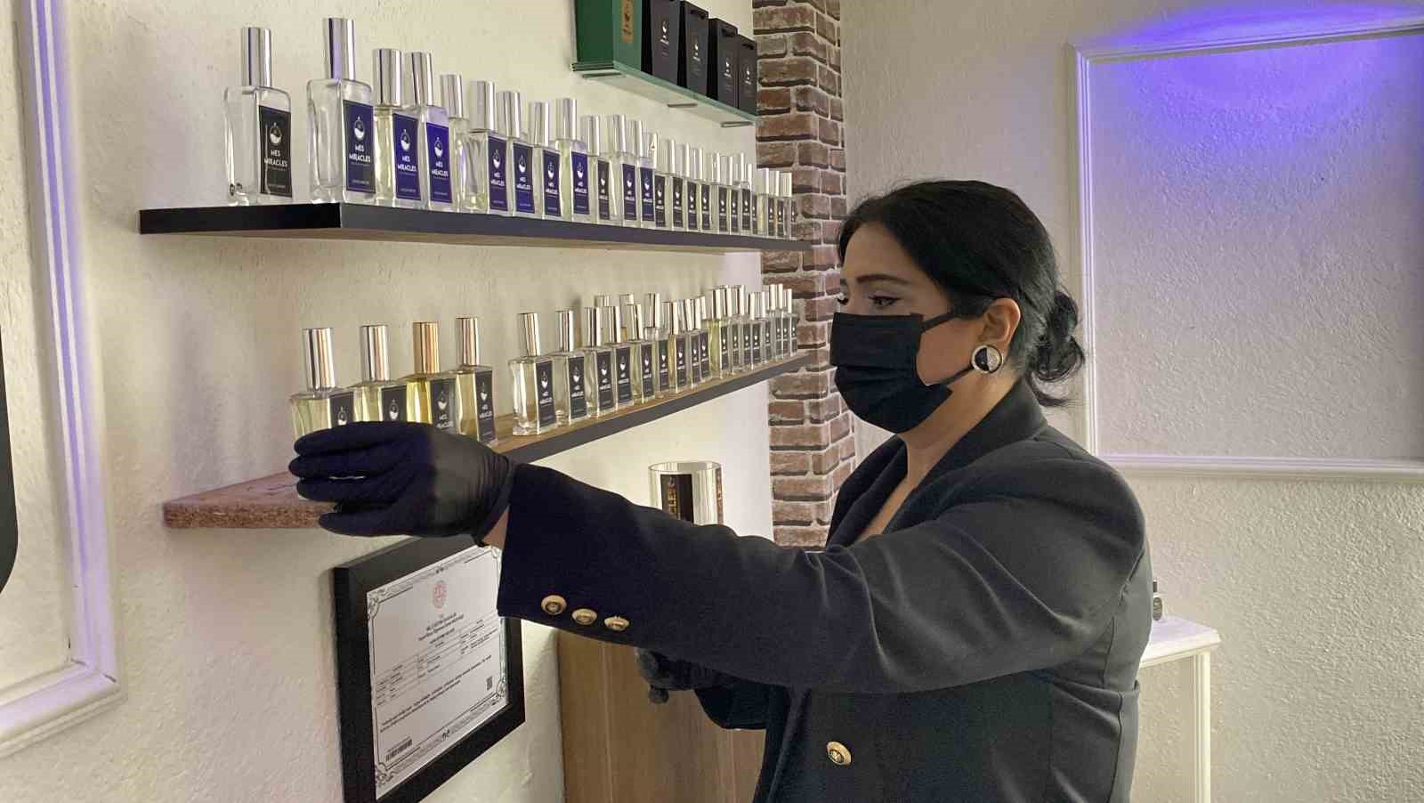 izledigi-filmden-etkilenen-kadin-kendi-isini-kurup-parfumor-oldu