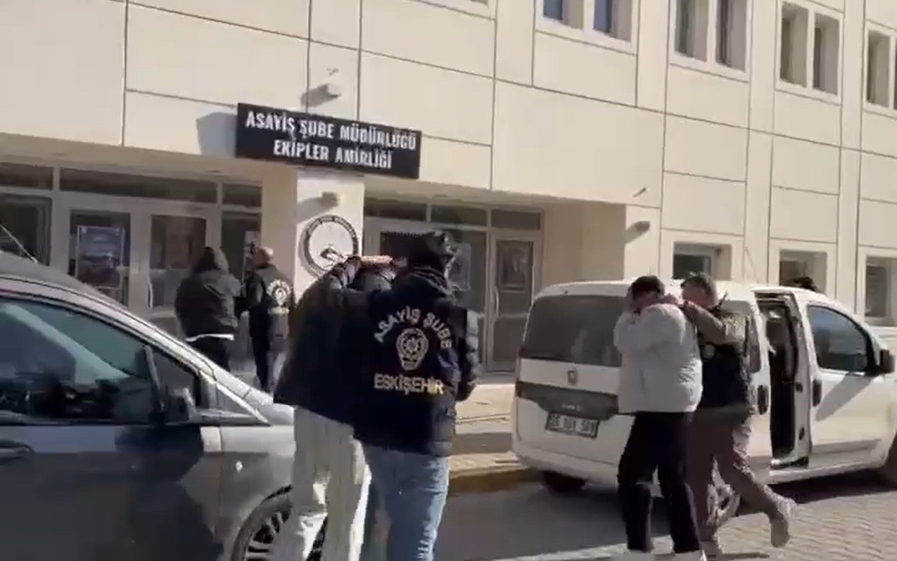 kombi-calan-5-supheliden-4u-tutuklandi