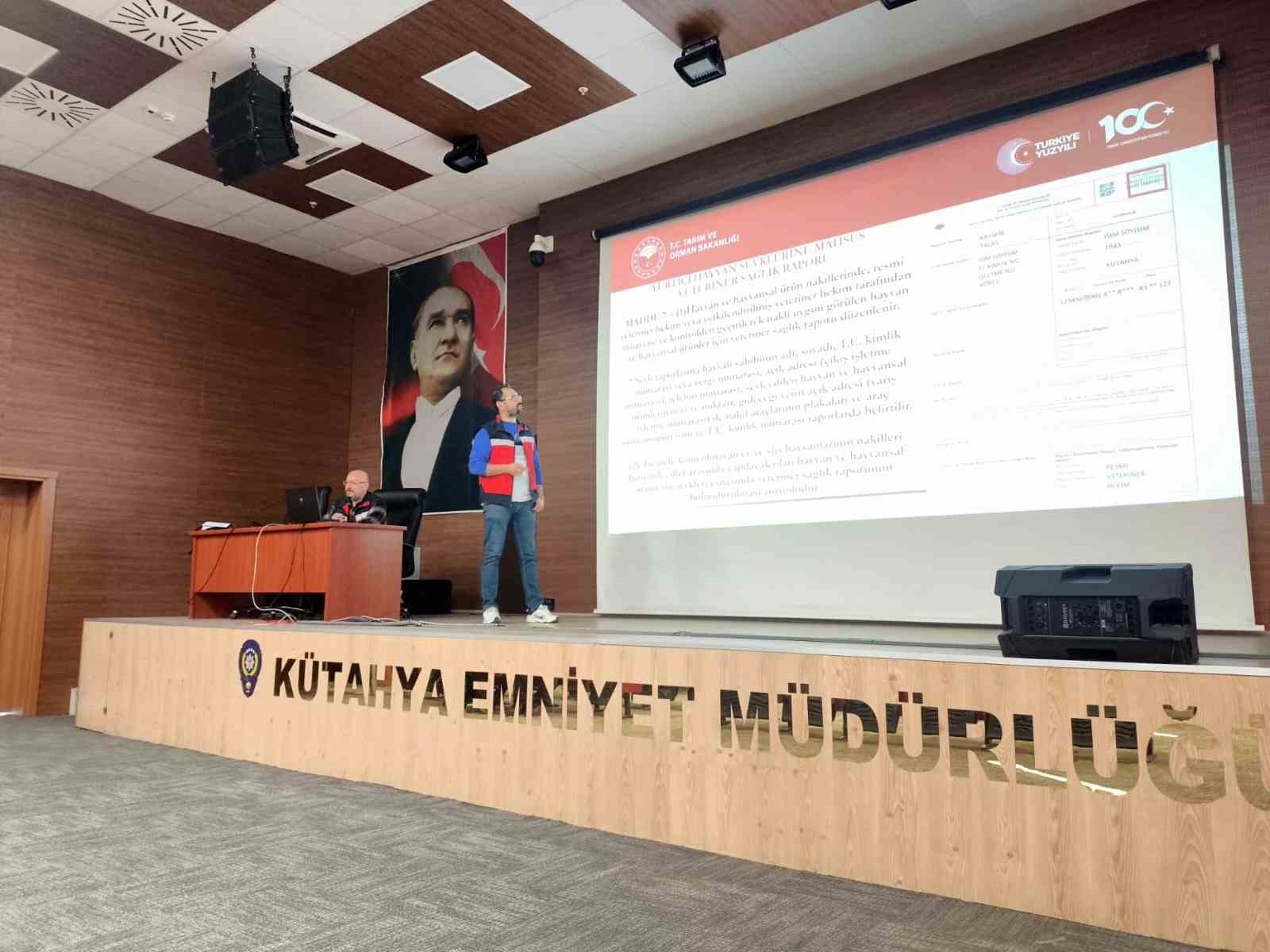 kutahya-emniyet-personeline-hayvan-sevkleri-ve-yol-kontrolleri-egitimi