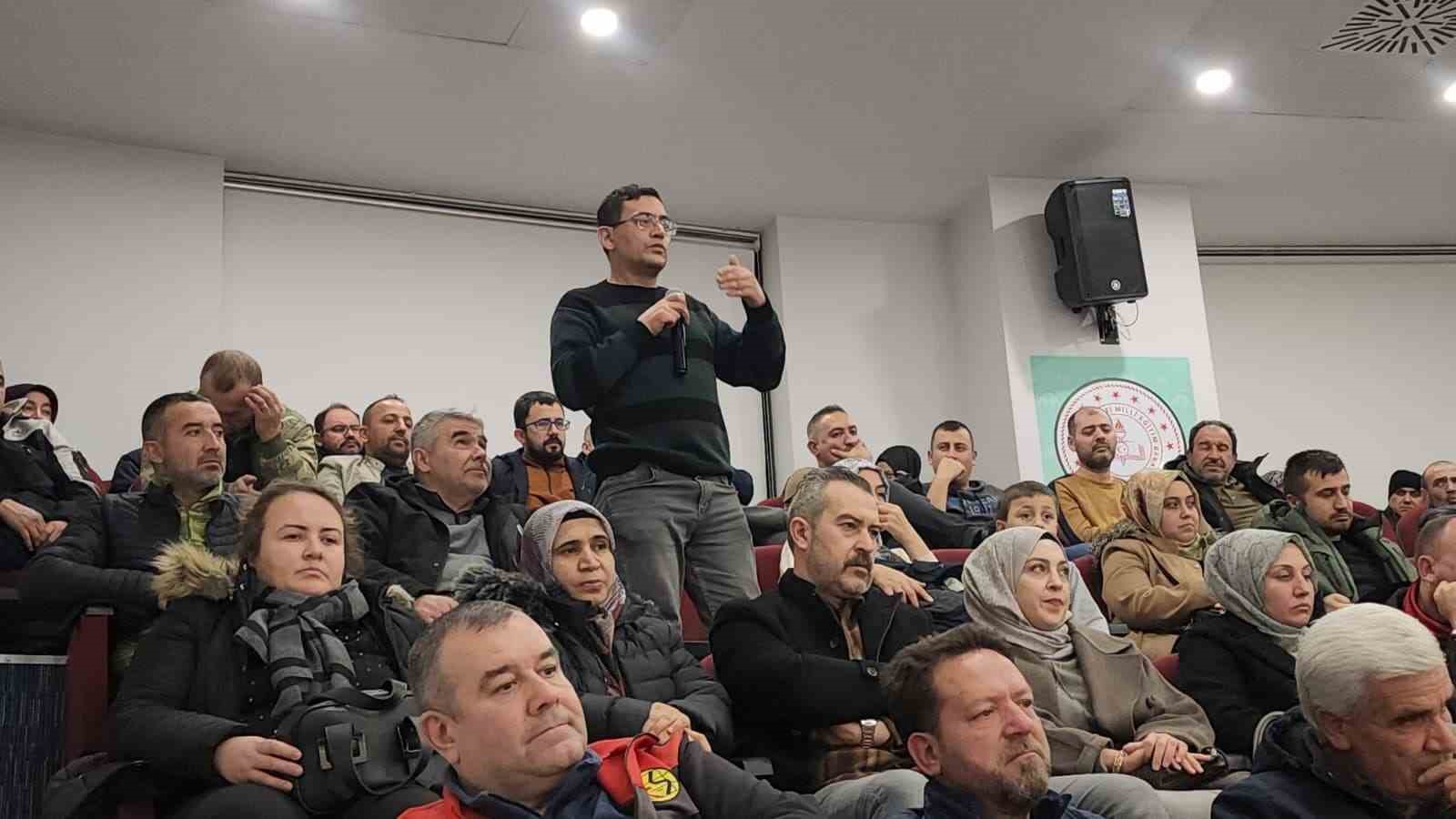 kutahya-il-milli-egitim-mudurlugunden-veli-bulusmalari-programi