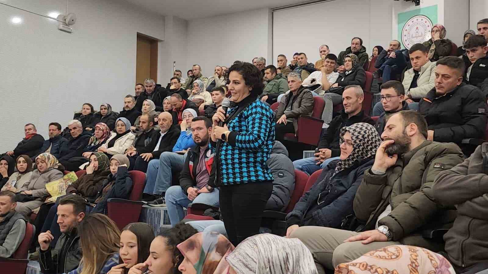 kutahya-il-milli-egitim-mudurlugunden-veli-bulusmalari-programi