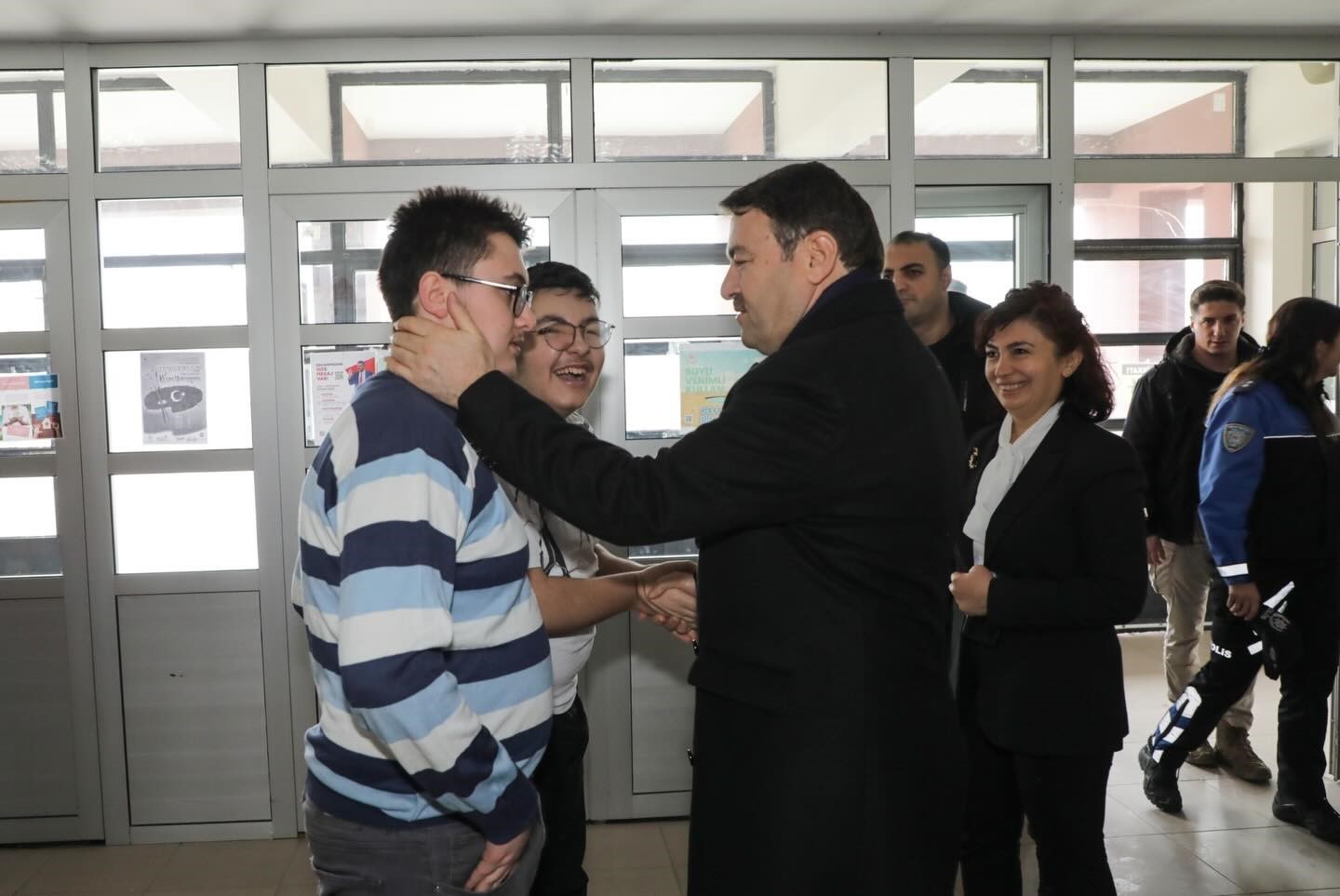 kutahya-valisi-isin-ozel-bireylerin-mesleki-beceriler-kazanmasi-ve-uretime-katilmasi-buyuk-onem-tasiyor