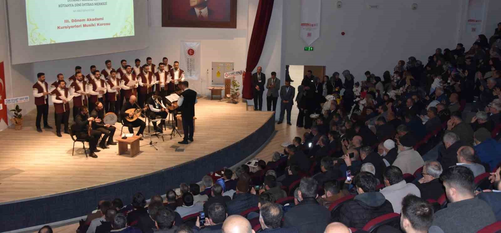 kutahyada-aday-din-gorevlileri-3-donem-mezuniyet-toreni