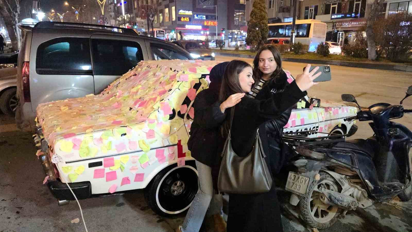 kutahyada-dilek-arabasi-ilgi-odagi-oldu