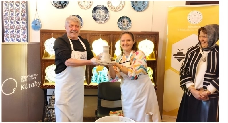 kutahyada-kadim-kultur-cinicilik-baslikli-etkinlik-duzenlendi