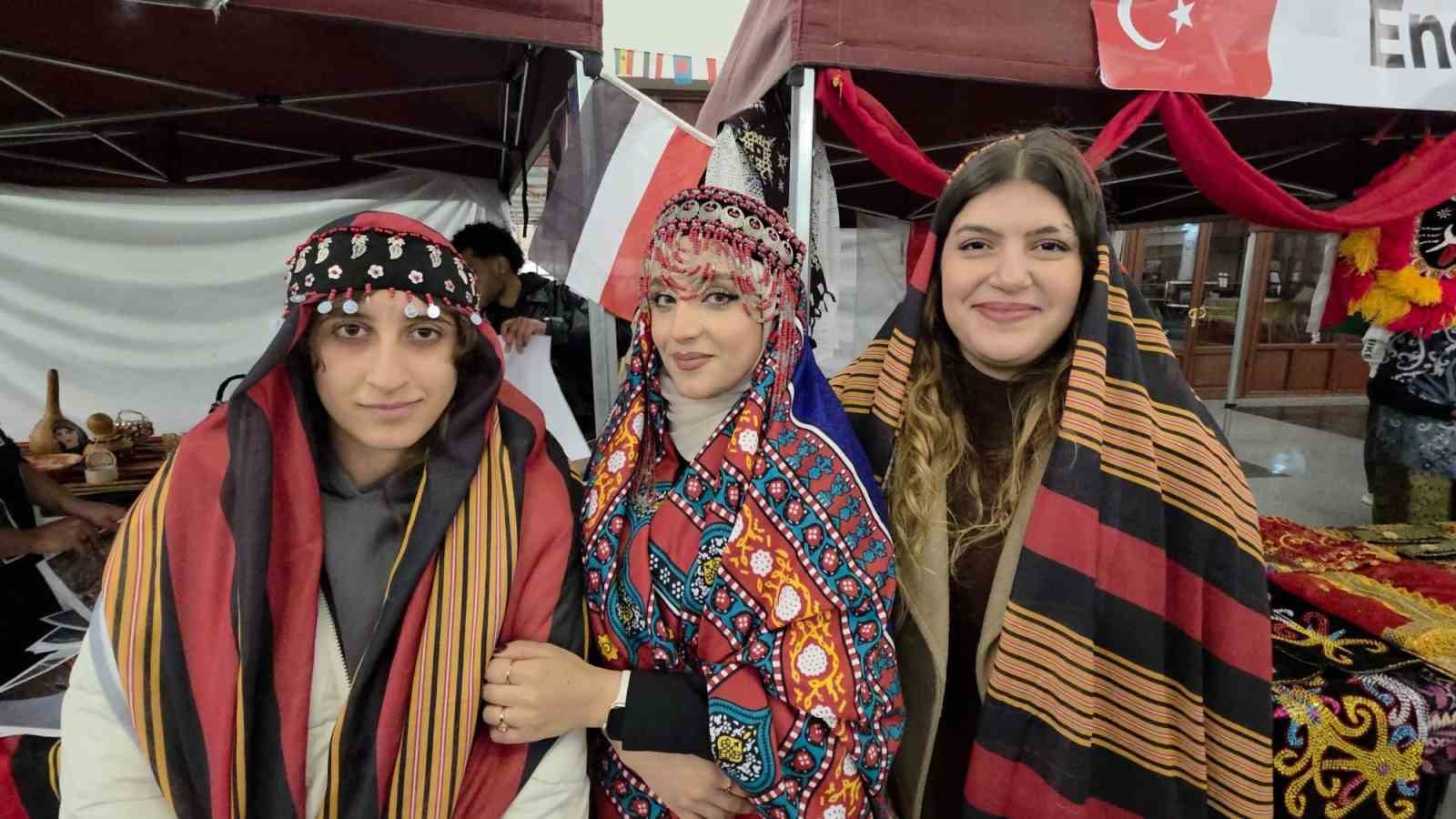 kutahyada-uluslararasi-ogrenciler-bulustu