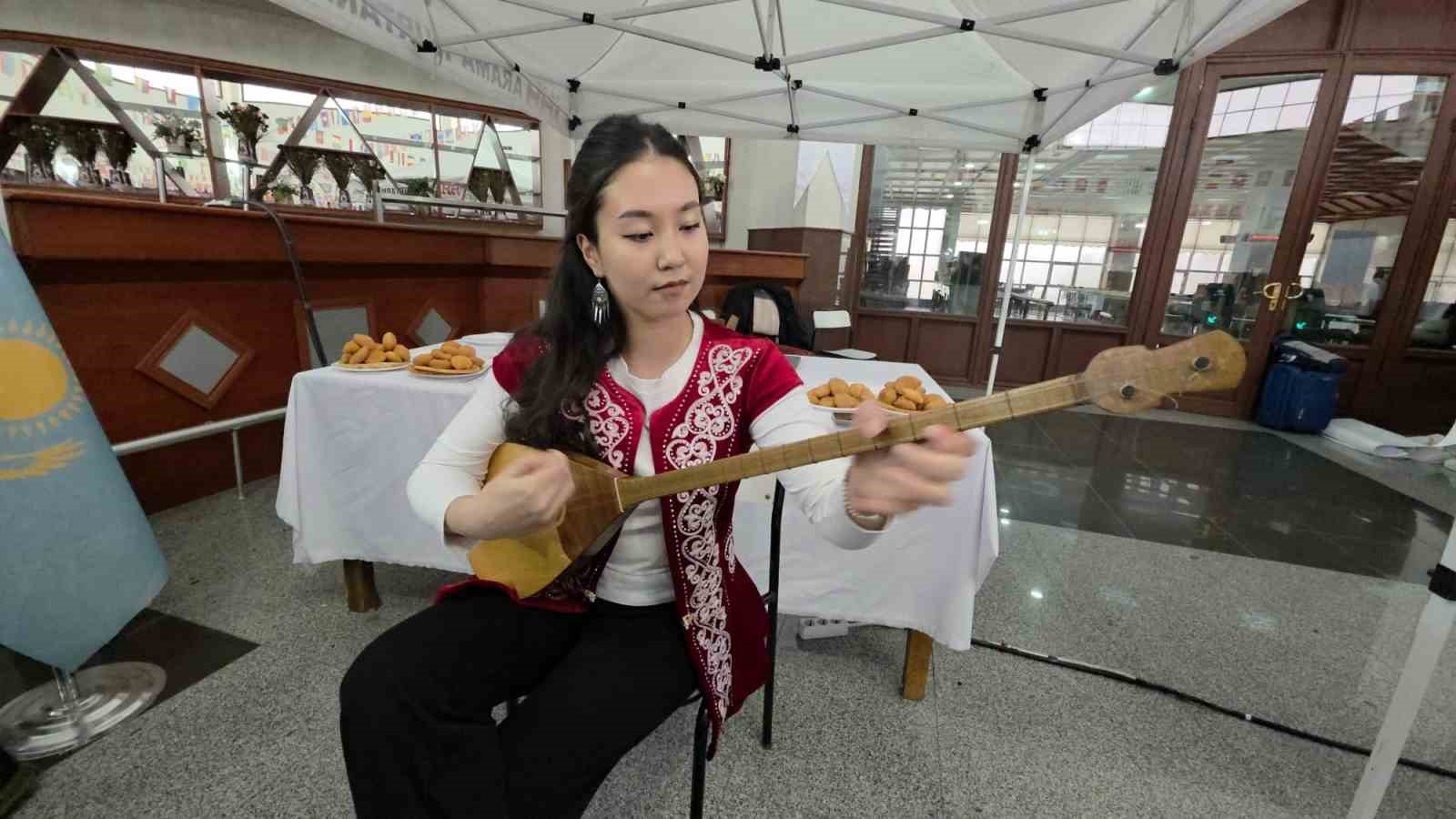 kutahyada-uluslararasi-ogrenciler-bulustu