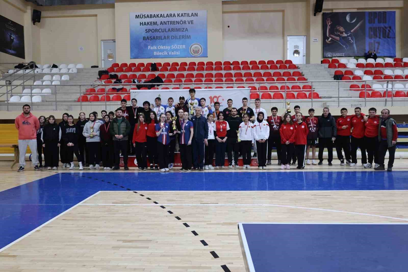 masa-tenisi-gencler-il-birinciligi-musabakalari-sona-erdi