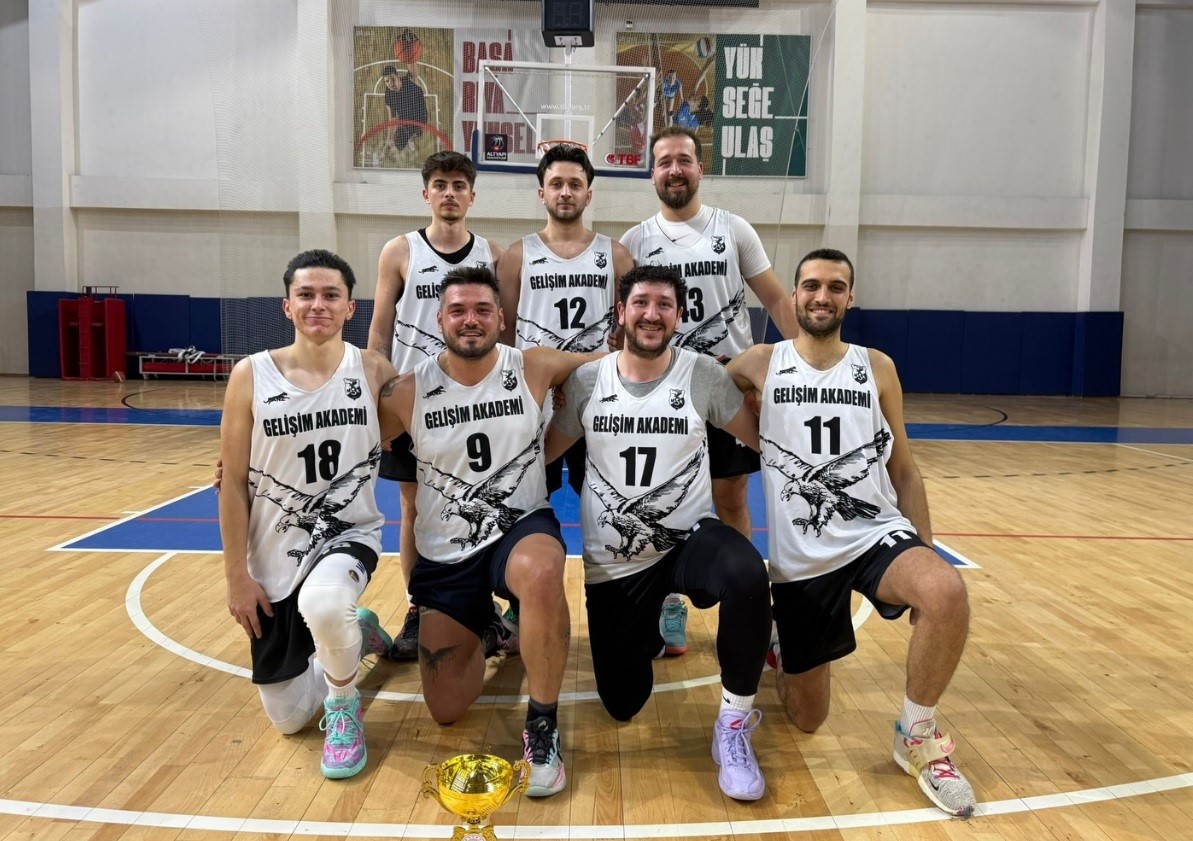 moymul-spor-kutahya-basketbolunda-zirveye-yerlesti
