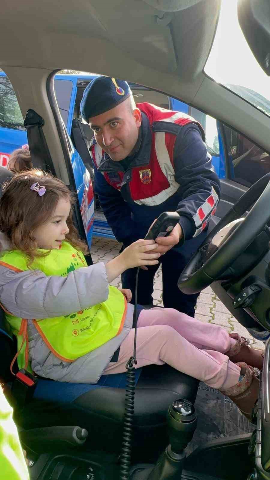 ogrencilere-temel-trafik-egitimi-verildi