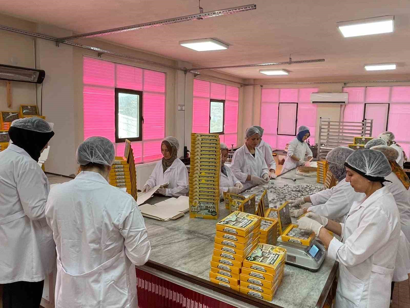 osmaneli-ayva-lokumu-turkiyeye-acildi