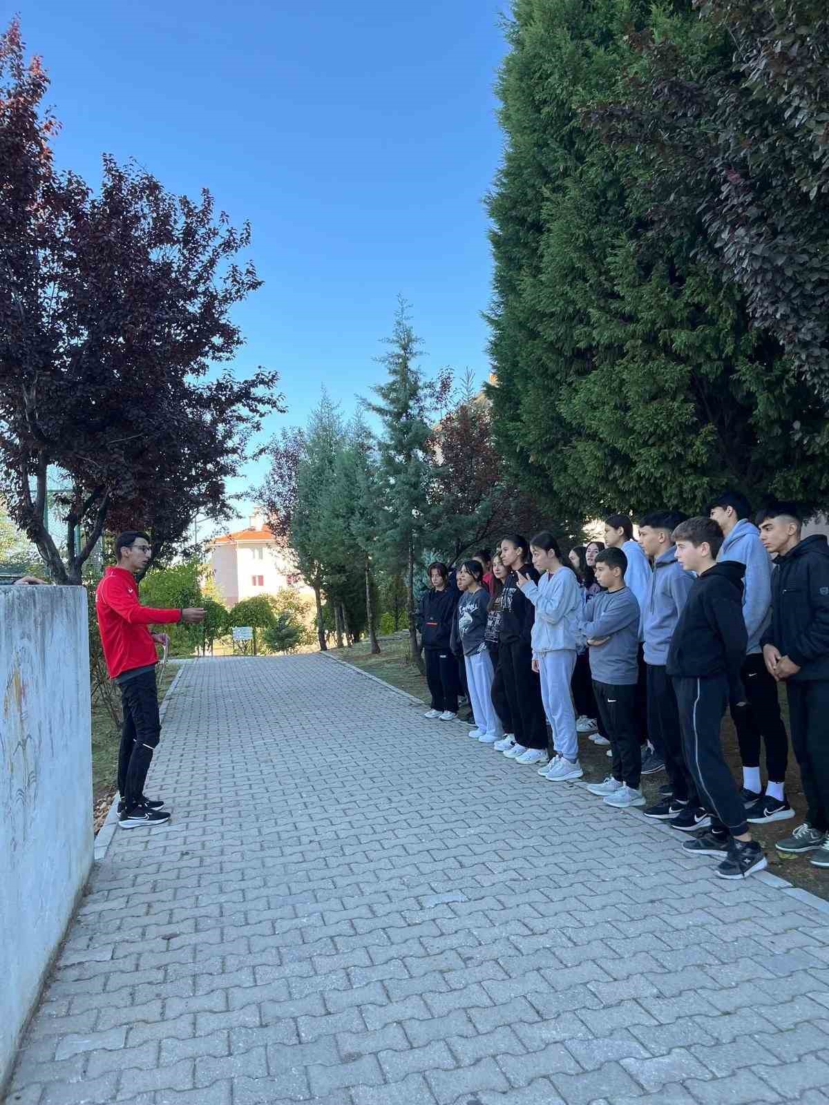 pazarlar-spor-lisesinde-milli-forma-sevinci