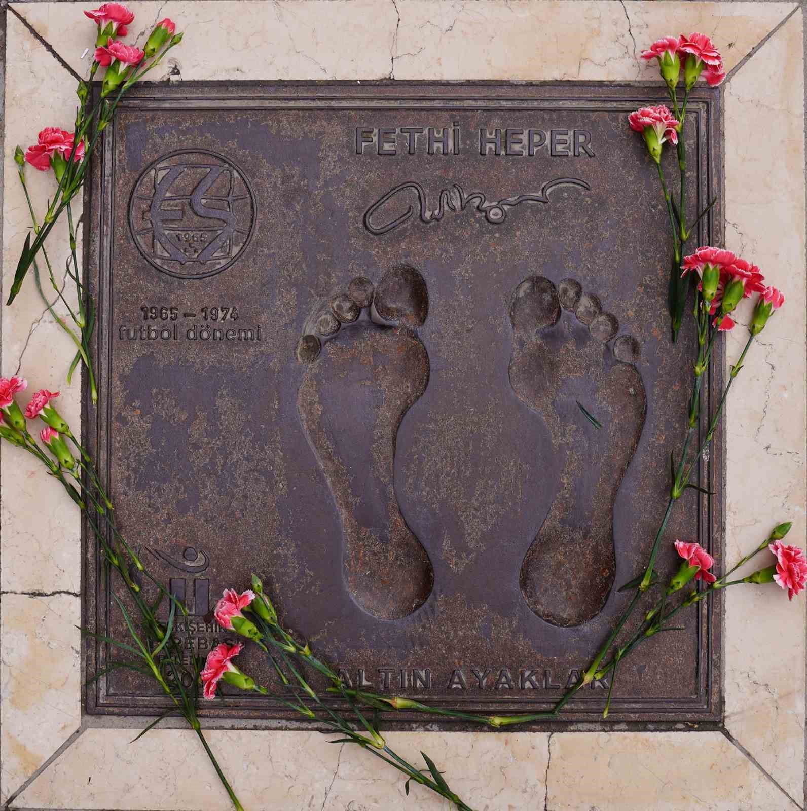 eskisehirsporun-efsane-futbolcusu-fethi-heper-anildi