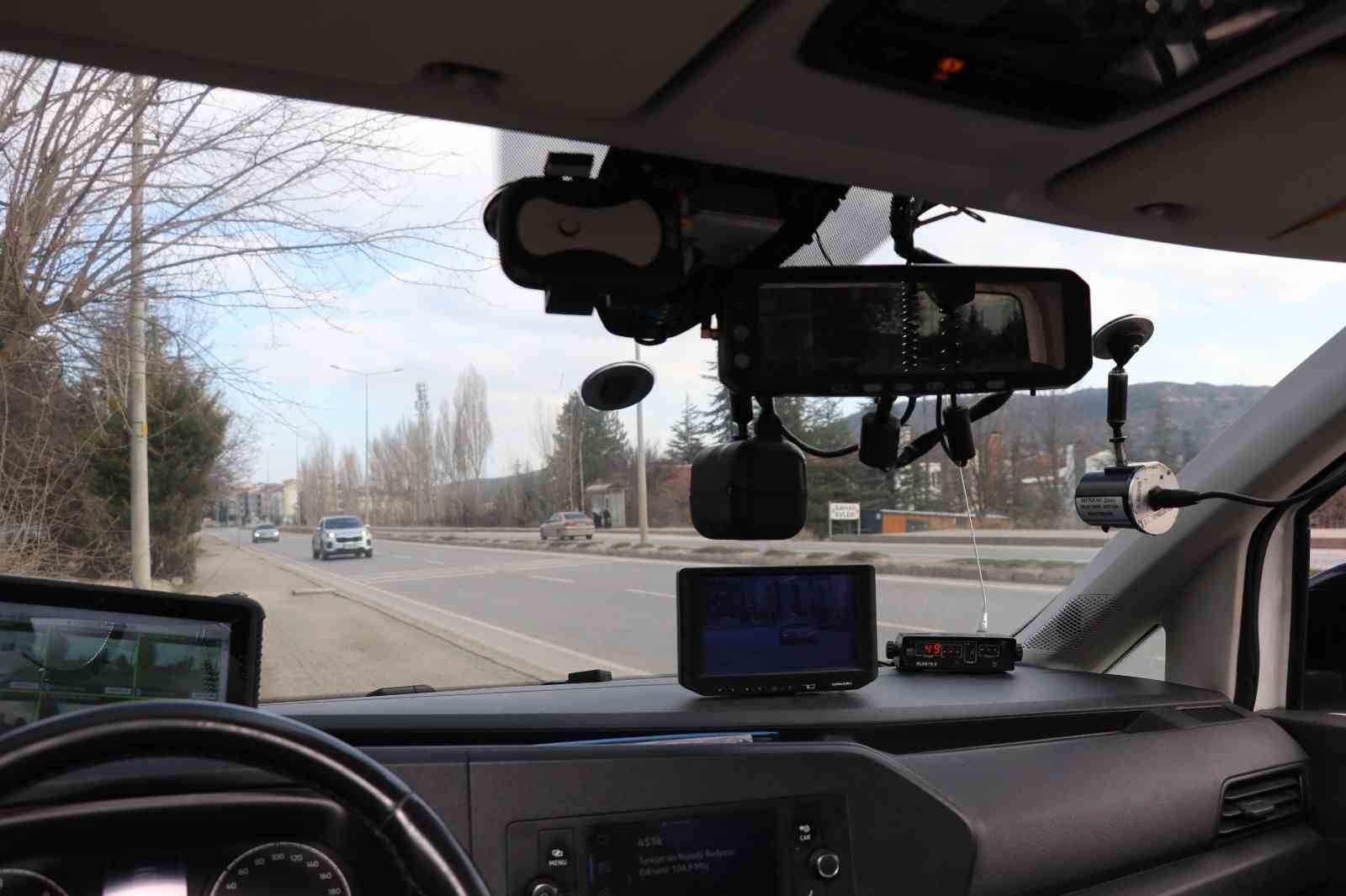 polis-ekiplerince-539-surucu-belgesine-ve-tescil-plakasina-cezai-islem-uygulandi