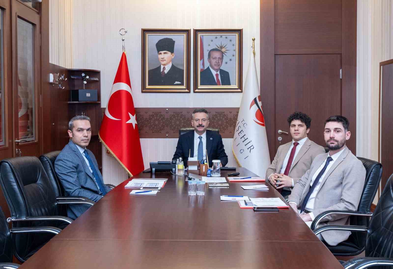 vali-aksoya-bebka-projeleriyle-ilgili-bilgilendirme-sunumu-yapildi