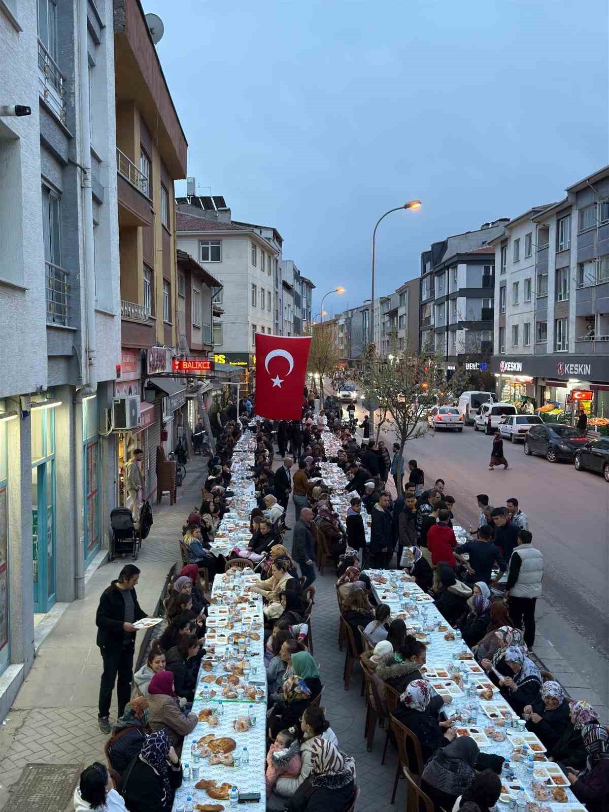 eskisehir-sutluce-spor-kulubu-iftar-yemegi