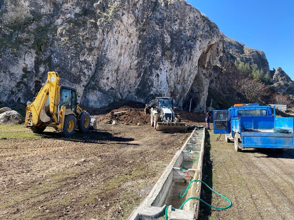 inonudeki-camilerde-ramazan-temizligi