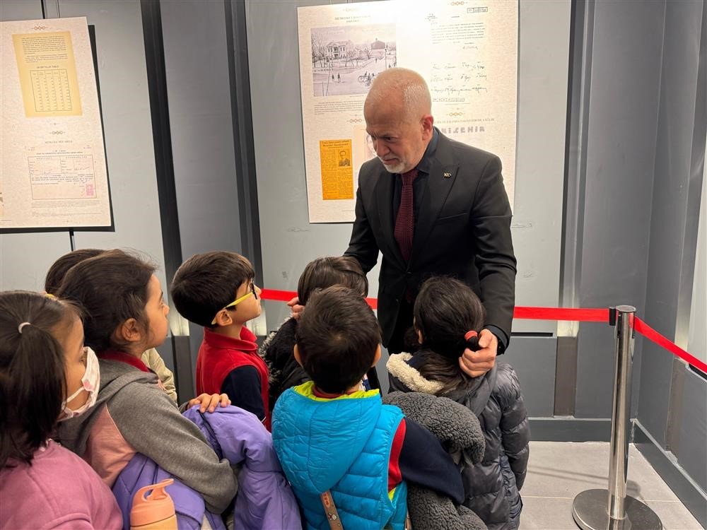 minik-ziyaretciler-maziden-istikbale-asirlik-sifa-yolculugu-yapti