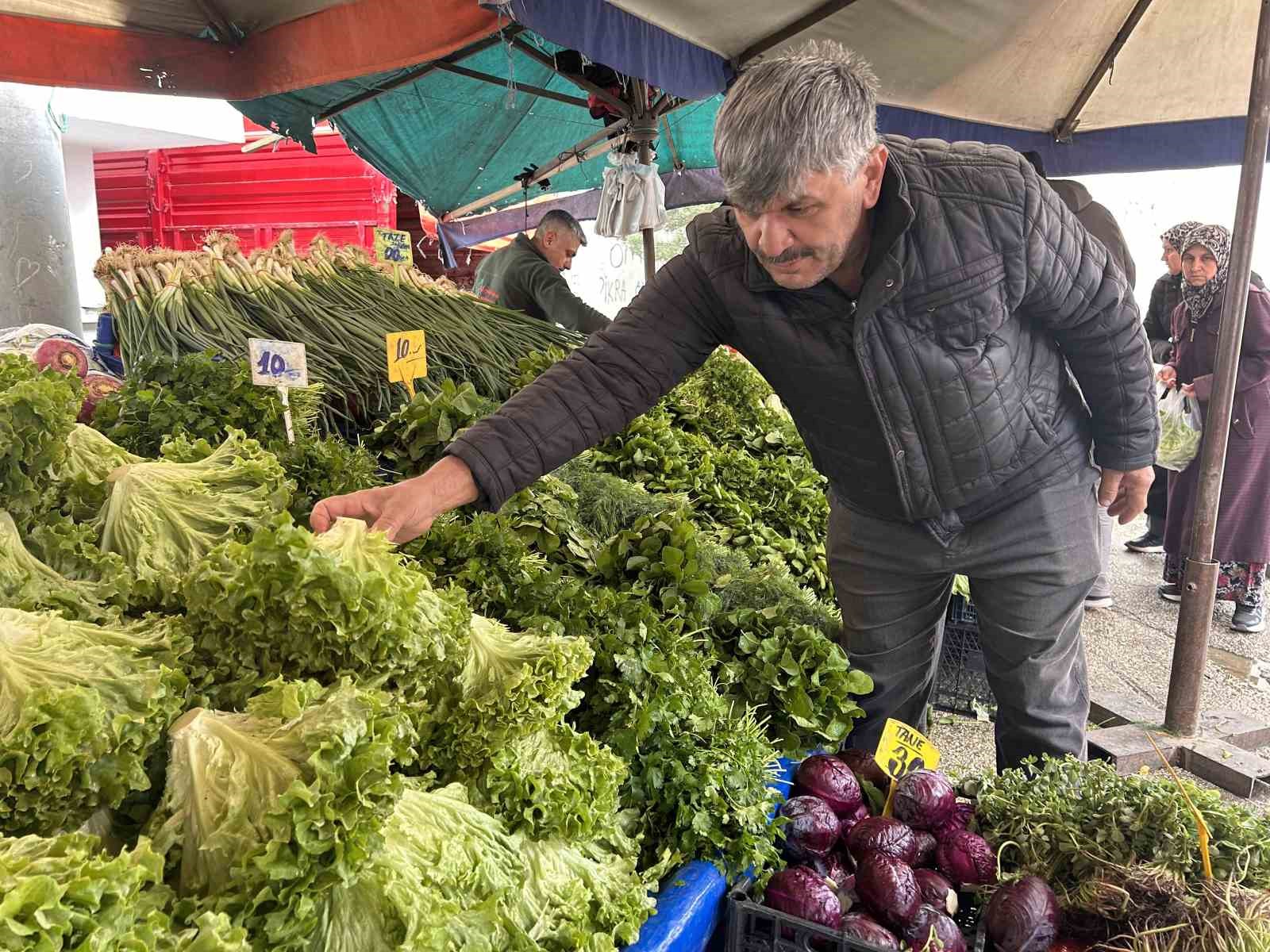 plansiz-uretim-ve-fiyatlardaki-degiskenlik-pazarciyi-zor-durumda-birakiyor