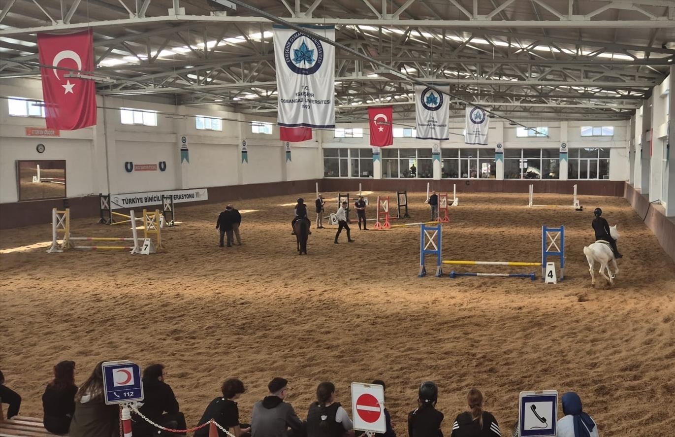 turkiye-binicilik-federasyonu-lisans-sinavi-esogude-gerceklestirildi