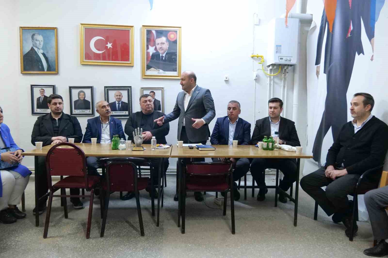 ak-parti-beylikova-ilce-teskilati-gelecek-donemi-degerlendirdi