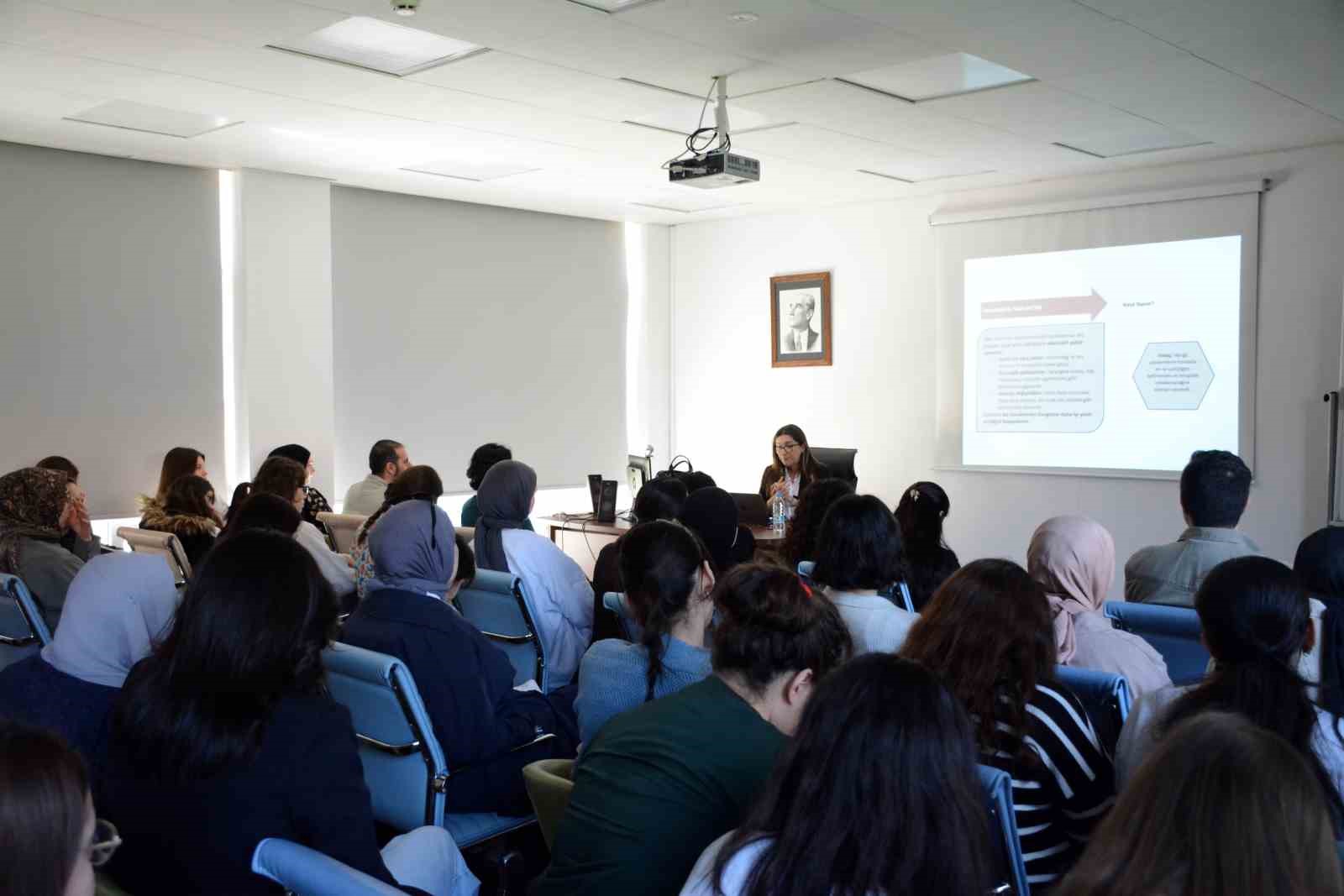 dilkomda-ses-bozukluklarinda-planlama-nasil-yapiyorum-semineri