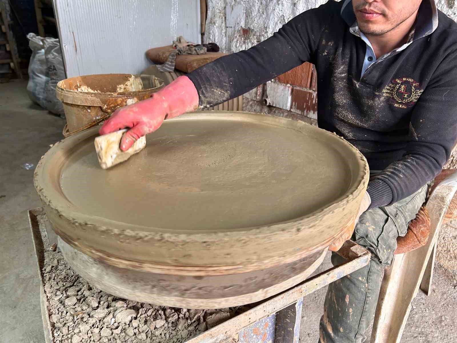 eskisehirin-topragi-dunyanin-dort-bir-yanina-gonderiliyor