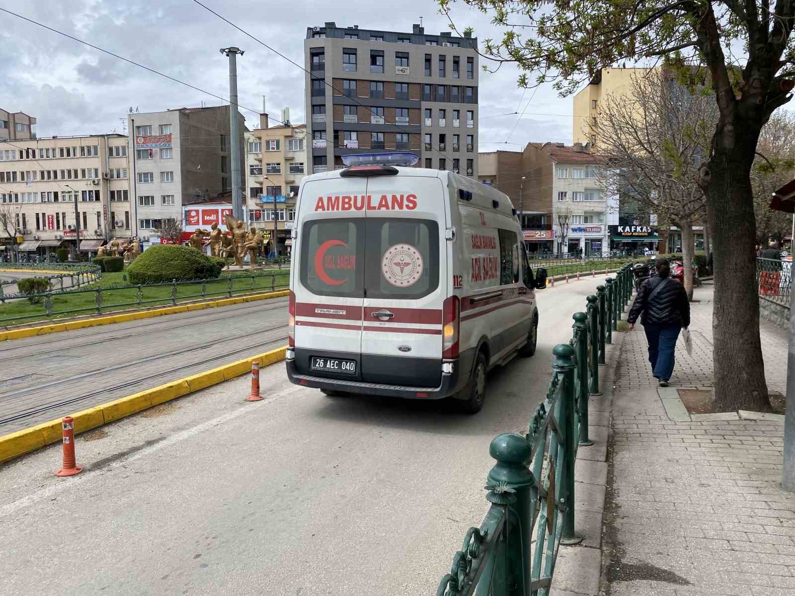 lavaboda-rahatsizlanan-sahsa-saglik-ekipleri-mudahale-etti