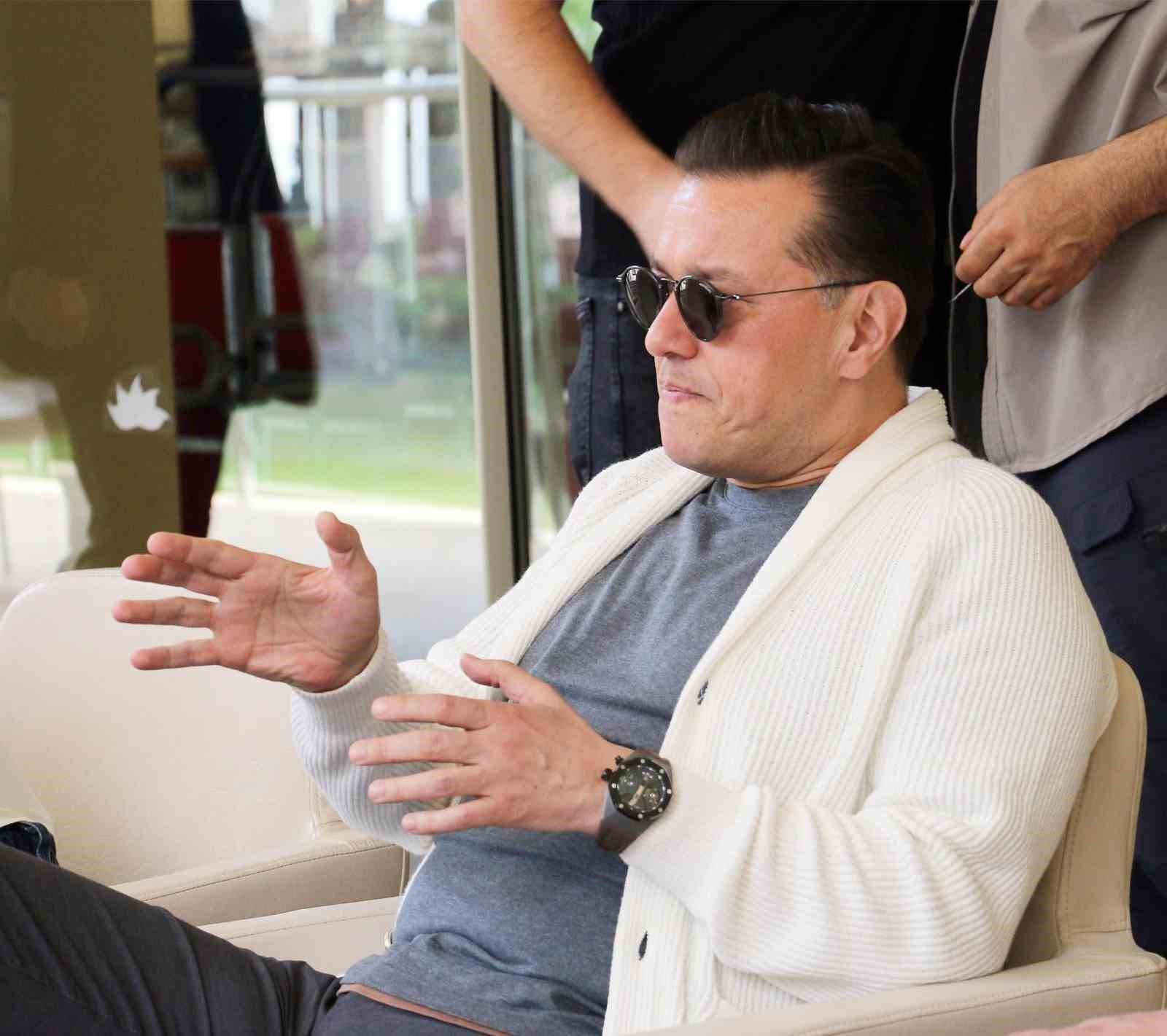 milletvekili-hatipoglu-eskisehirspor-oyunculariyla-bir-araya-geldi